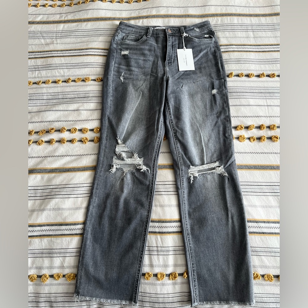 Vervet by Flying Monkey Grey High Rise Ankle Straight Denim - Size 29